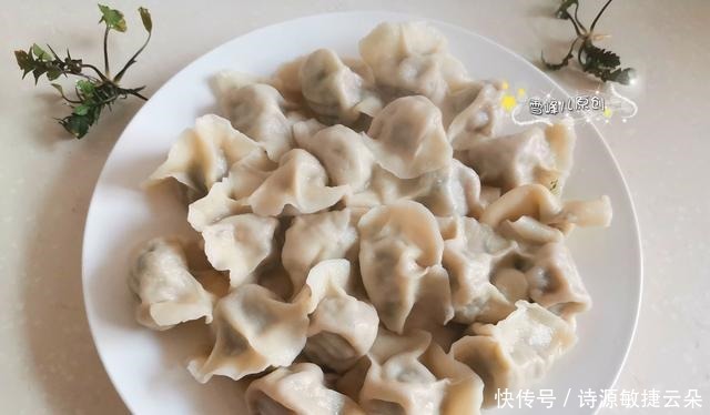正月十五吃饺子还是这馅香,韭菜芹菜靠边站,出锅吃了30个,鲜香