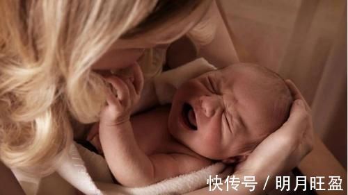 小家伙|婴儿一抱就不哭？科学依据：这是人类进化的“逃生本能”所致