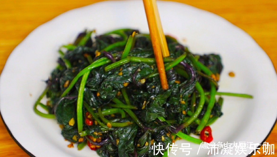 一日三餐|这菜营养极高，很多人只吃叶子，其实茎才是“王者”，不懂可惜了