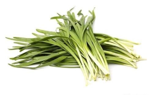 买韭菜时，到底是买细叶还是宽叶，记住这口诀，别再瞎买了
