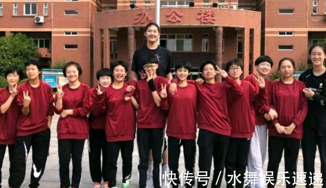 许利民|中国女篮亚洲杯再遇强敌！中期对决受期待，2米27神塔或随队出征