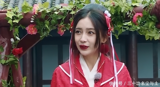 嘉宾|奔跑吧:baby扮装貂蝉,看她穿的什么鞋子?这是对嘉宾最大尊重