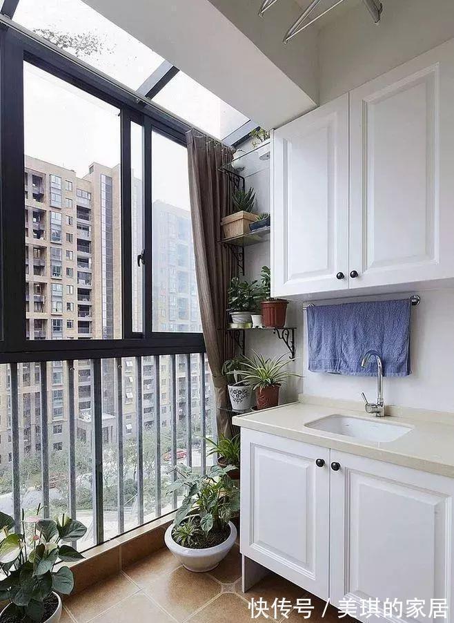 阳台|给小户型阳台装上储物柜,既实用又美观,避免杂乱
