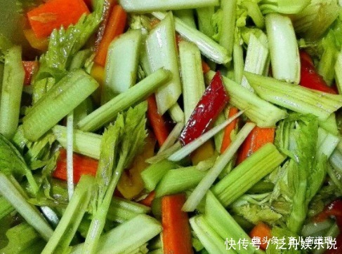 物质|营养丰富,制作简单的家常菜,口感清脆营养不流失,比吃肉还香