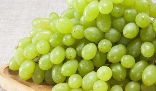 维生素冬季养生正当时,多吃四种食物,可以延缓衰老,美容养颜