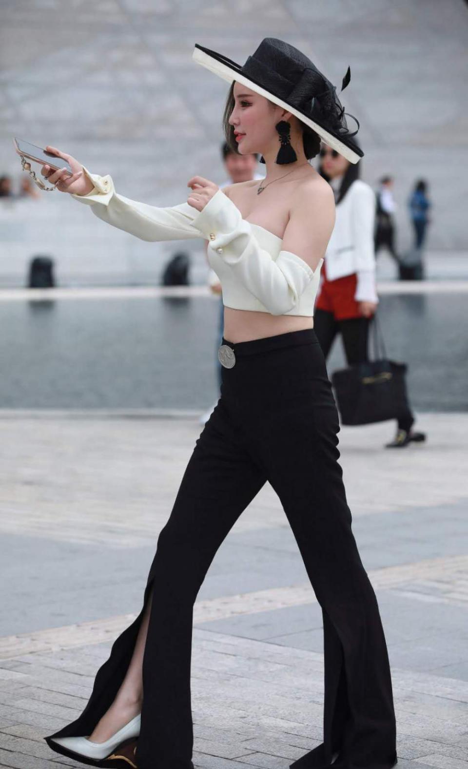 穿搭 小姐姐, 甜美仙气十足, 穿搭个性前卫魅力十足