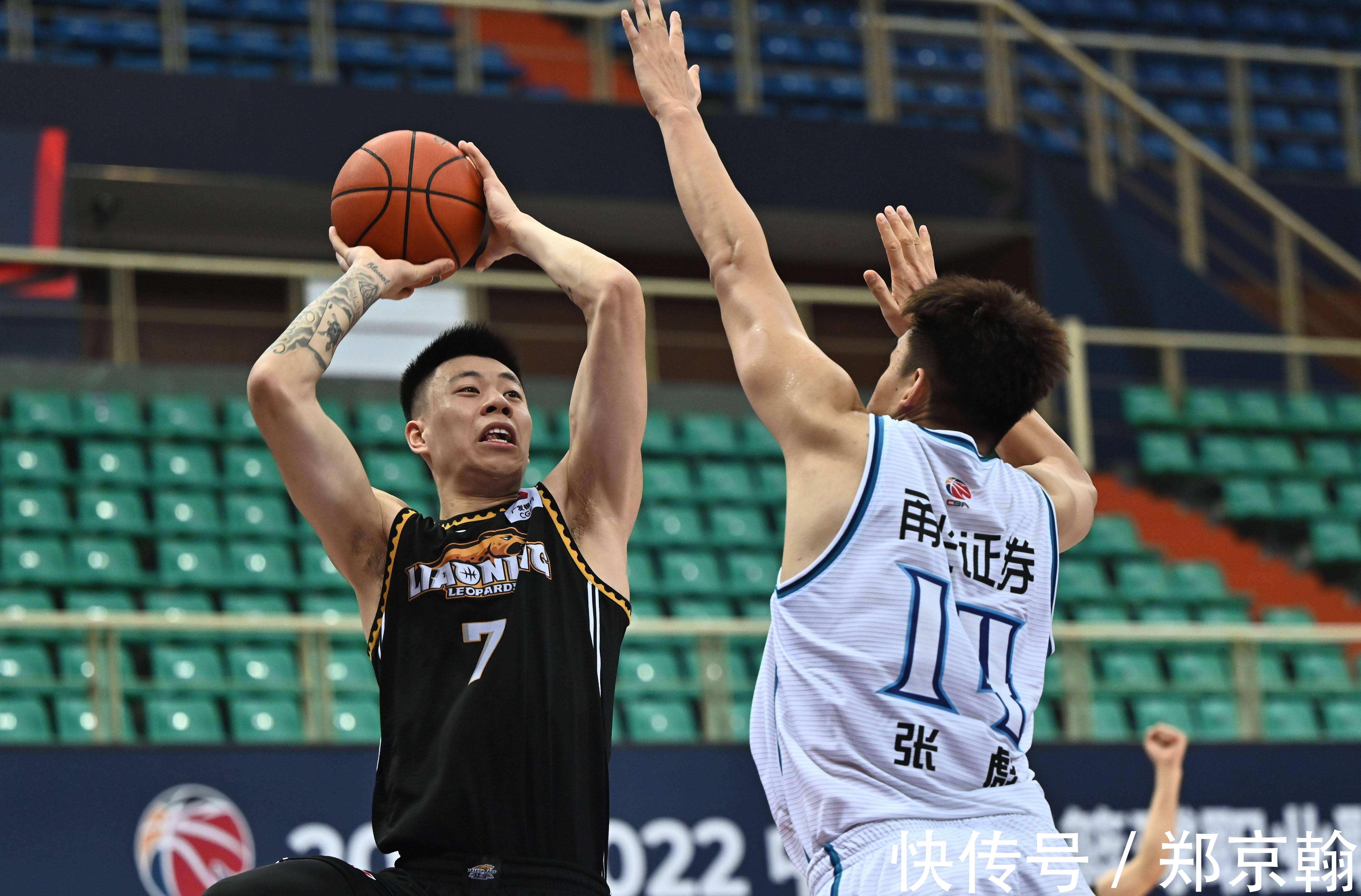 队史|CBA首支季后赛球队诞生!提前11轮晋级,队史第2冠已向他们招手