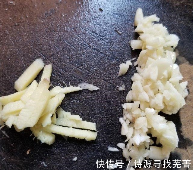 清甜|丝瓜炒鸡蛋,清甜小炒,简单快速!
