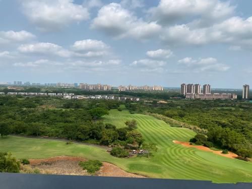 精装房|收房了,买的是精装房,家具家电还没进场,最喜欢大阳台了