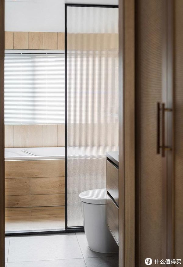 衣柜|成都夫妇155㎡的家,仅凭一个客厅就圈粉无数,不要电视墙太香了