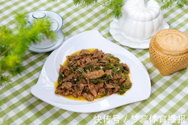 炒肉|炒肉的时候，加淀粉和面粉都不对，教你正确的方法，滑嫩还不柴