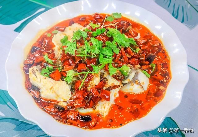 豆腐皮|吃了那么多年草鱼,这才是最好吃的做法,鱼片鲜嫩入味,汤汁浓白