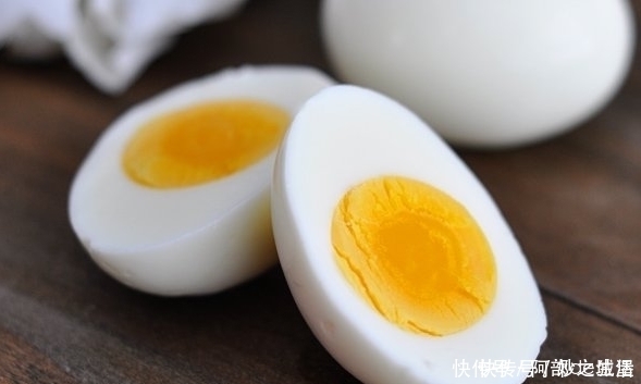 区别|每天吃鸡蛋的人不吃鸡蛋的人有什么区别呢?差距真大