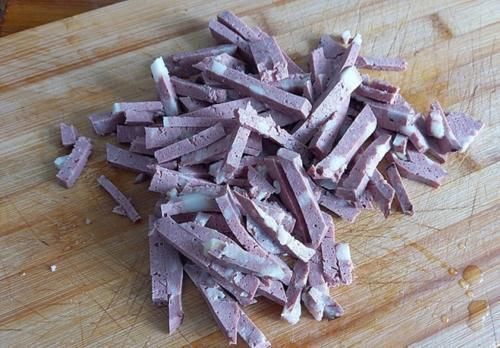 补血|吃猪肝不如吃它,铁是猪肝的2倍,补铁补血抗衰老,脸色红润精神好