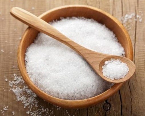 食盐不止用来调味,告诉你食盐的3个小妙用,让食盐的用途更广泛