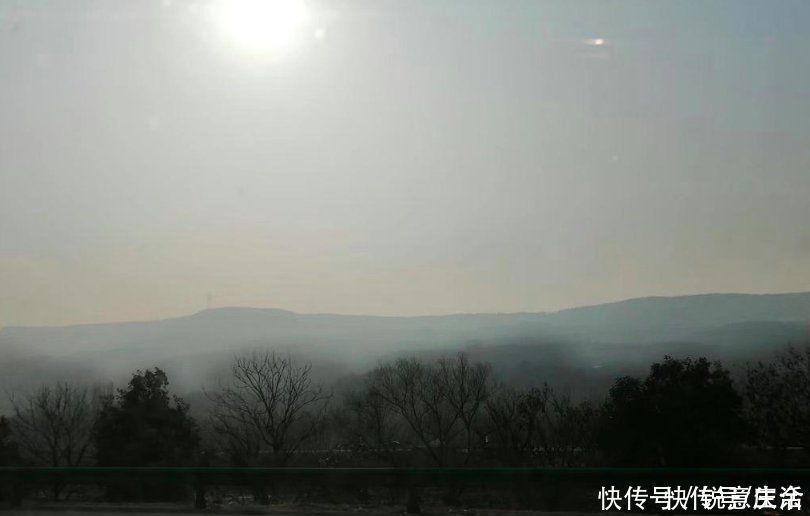 长亭连短亭|李白很经典的一首词,浑然天成的意境,令人赞不绝口