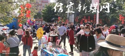 中年|年初一,信宜城区街道宁静,玉都公园人头涌涌