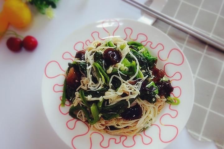 木耳|姐姐一入夏就这么吃，轮换着做，宽胃却瘦身，每天精力充沛心情好