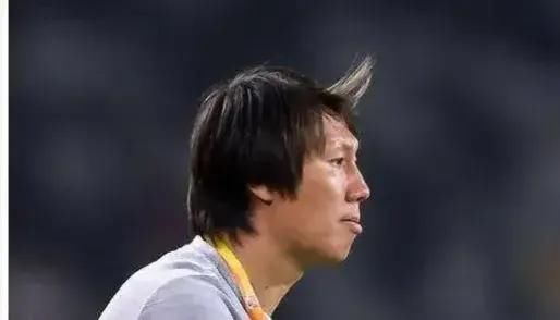 国足|黄健翔怒斥李铁，但刘建宏强挺李铁：他人品好、人缘好、懂外语