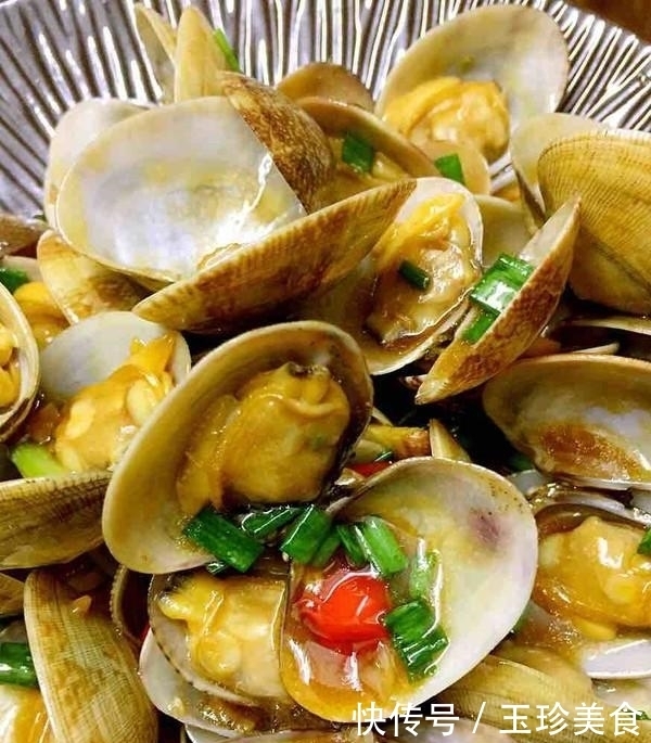 炒花甲怎么才能做出鲜味又没沙子?海边人教你正宗做法,巨赞!