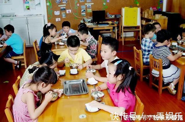 宝妈|“一个月1500伙食费就吃这”，宝妈怒了，找幼儿园讨说法