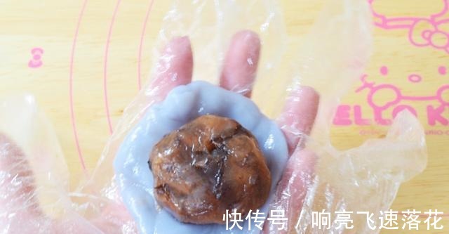 馅料|颜值高的冰皮玫瑰馅月饼，好吃可口，制作简单！