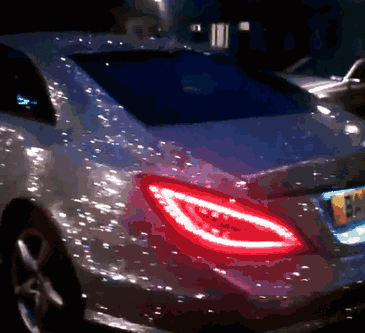 |搞笑GIF:闺蜜说她找到了男朋友,差点我就相信了