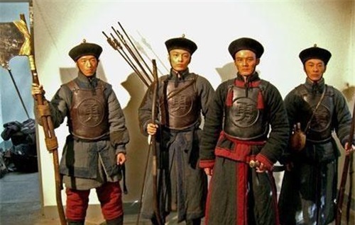 天壤之别|清朝军服上的“兵”和“勇”,到底有何区别?一字之差,天壤之别