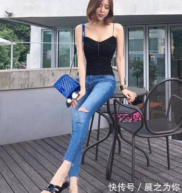 大长腿 -极具魅力的牛仔裤美女,秀出完美身形,让人总想多瞄几眼!