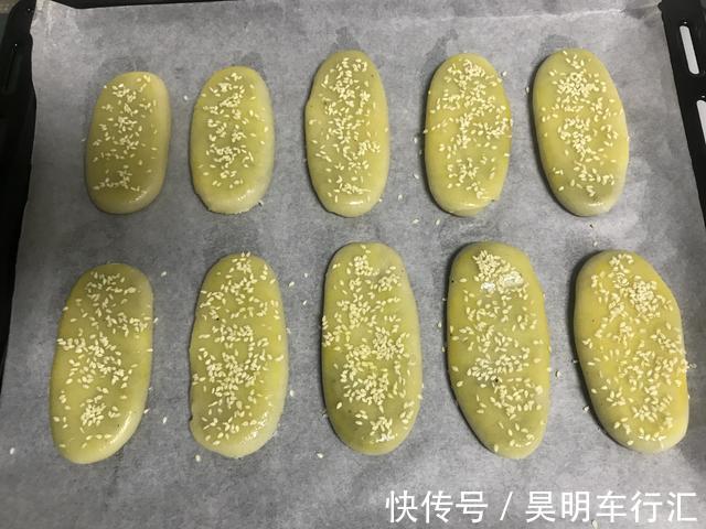 做酥点不用猪油也能酥掉渣,咬一口满嘴香,放三天不变样,吃不够