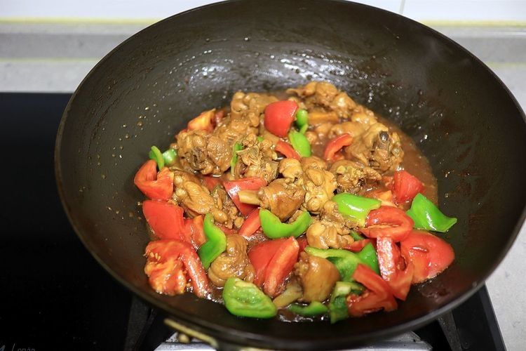 你还在减肥的时候啃鸡胸肉？其实，这样做鸡腿也是很香的