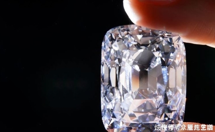 拿破仑|世界上最知名的钻石戒指价格是多少?