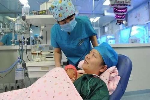 孩子|产妇生完孩子表示“想上厕所”，护士听完后，立马喊医生来抢救