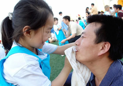 孩子|为救六岁女童医生小心翼翼，家长一定不要额外损伤