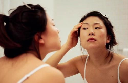 排毒养颜|长期戴“银手镯”的人,会发生什么变化?多数女性不清楚