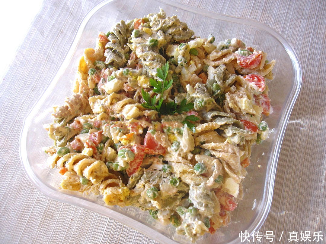 一到冬天,我家面条就要换种新吃法,不蒸不煮也不炒,却比肉还香