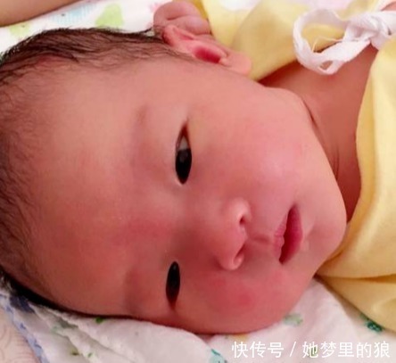 手机|孩子如果经常这么睡觉,以后可能与高个子无缘,父母要多加注意了