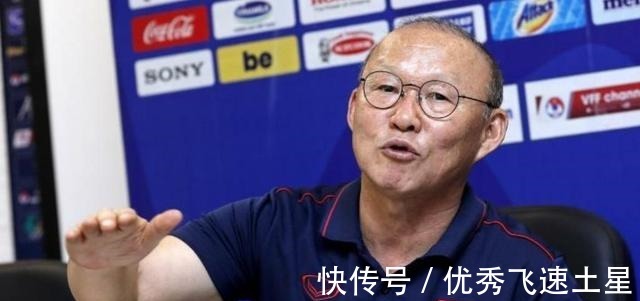 国足|挖墙脚!国足惨败越南后,足球经纪人透露越南主帅有望来中国执教
