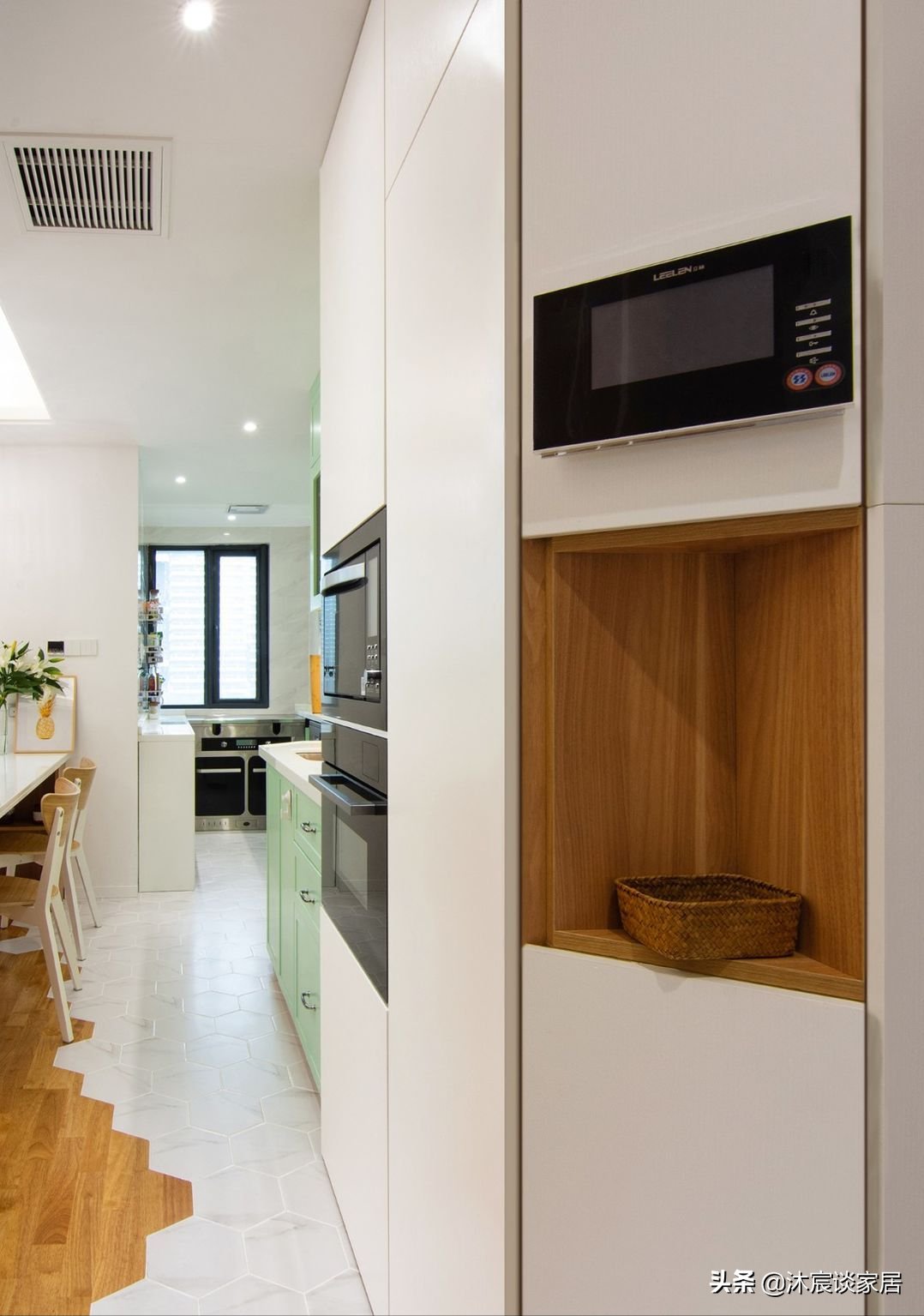 客厅|她家的客厅不一样，用卡座取代沙发，好看又实用，真是小户型救星