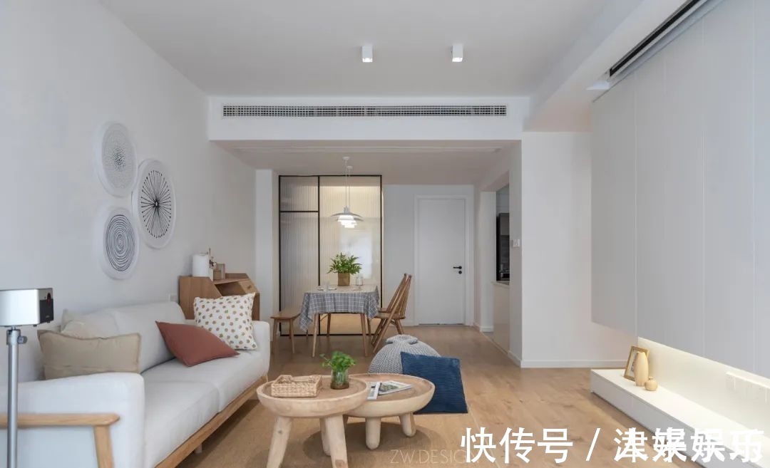 床头柜|103㎡现代简约,留白+原木+绿植,让生活悠闲舒适有故事