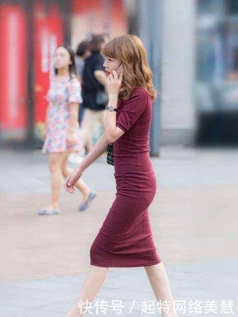 打扮|墨镜美女出街一身黑色打扮,长得美还低调什么?