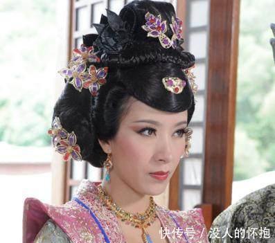 废除|她比皇帝大20岁,却恩宠不断,皇帝还因为她废除了皇后!