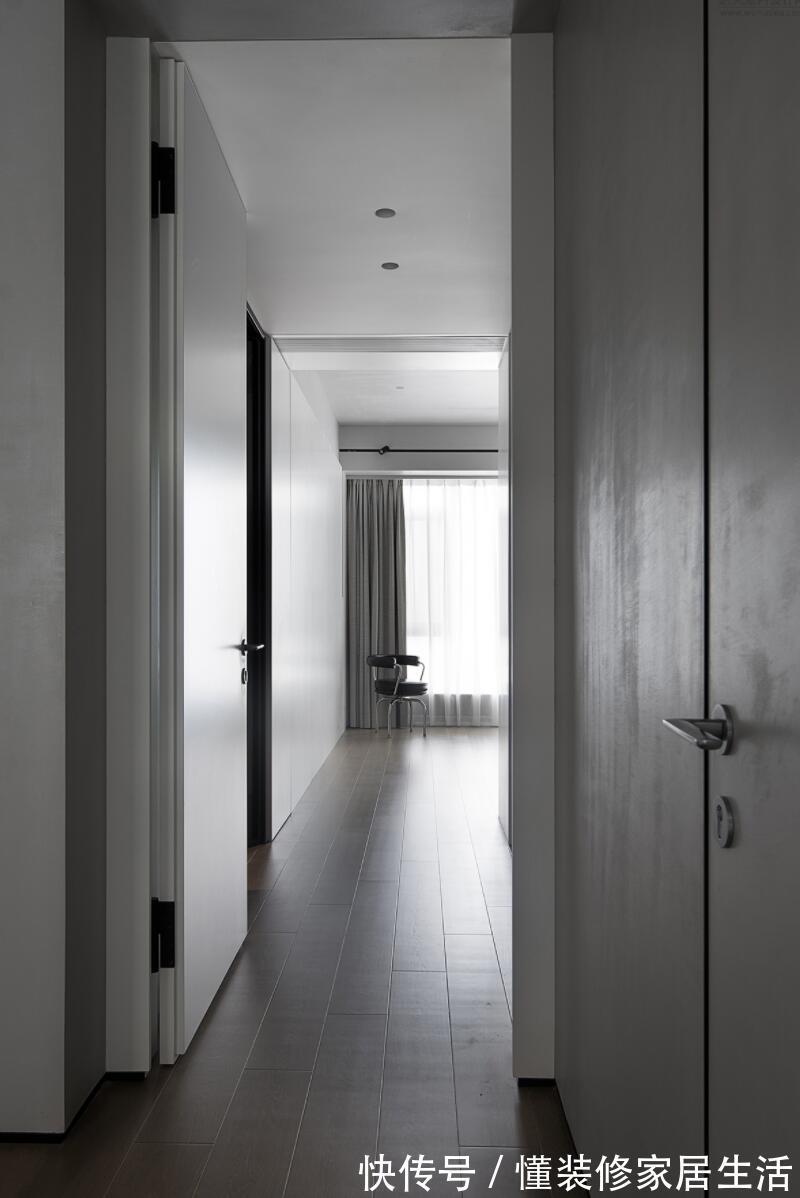 储物柜|为追求极简主义,她将新家装修得一尘不染,完工后太高级了