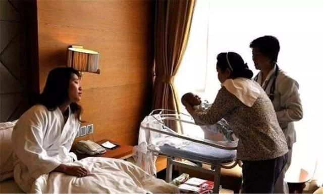 朋友|为啥新生儿医院要留脚印？除了留作纪念，这些用处对宝宝很重要