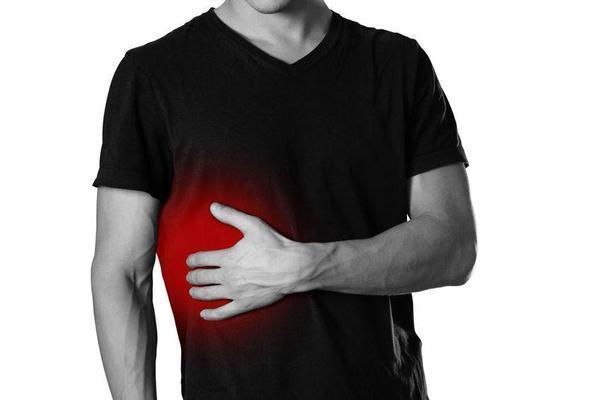 食欲不振|肝脏发生病变后,这5个部位会发出“信号”,当心肝硬化找上门