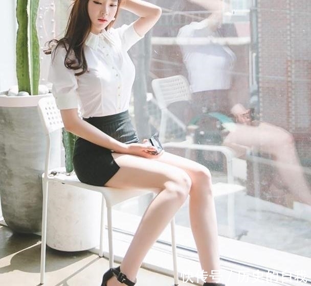 一条标准的黑色半身裙,给你美轮美奂的职场丽人范