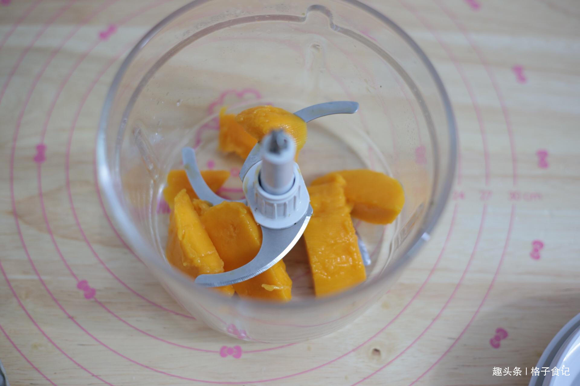 格子|孩子都爱的酸奶冰棒，做法竟这么简单，5分钟搞定，学会了不用买