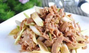 做法|葱爆羊肉、红烧羊肉、孜然羊肉、烤羊肉串……8种羊肉做法