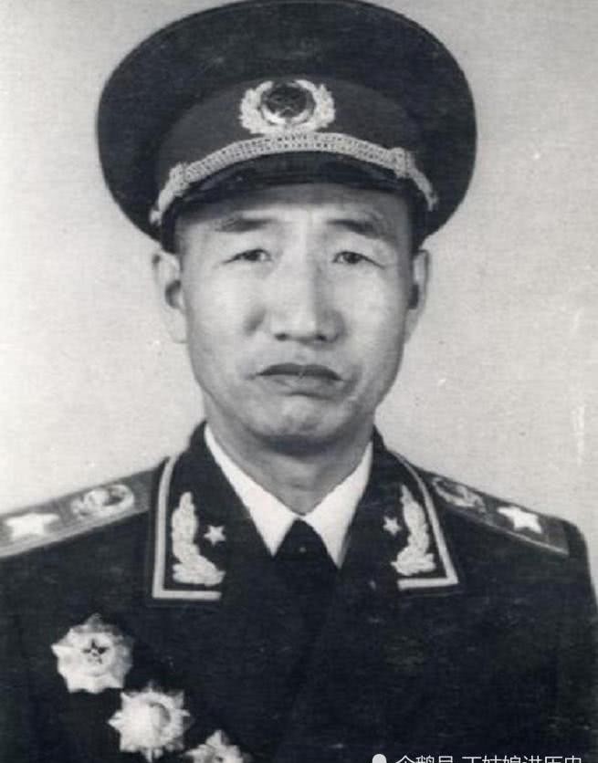 军衔|1948年5月，华北军区成立，三个副司令员都是谁？后来是什么军衔