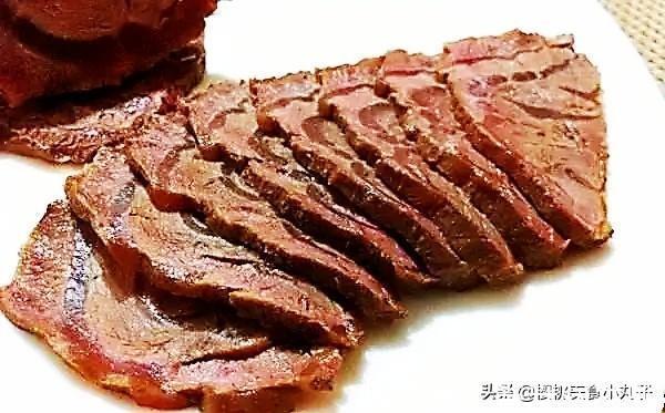 正确做法|40年卤肉师傅,教你酱牛肉的正确做法,酱香浓郁,软烂入味!